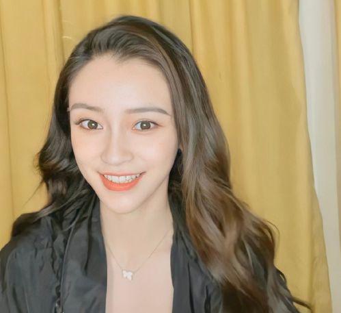 吃瓜明星女,揭秘吃瓜女生的娱乐圈生活